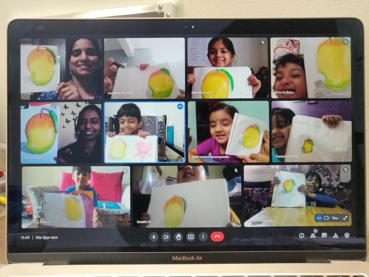 Teaching session 8 - Art instruction in progress