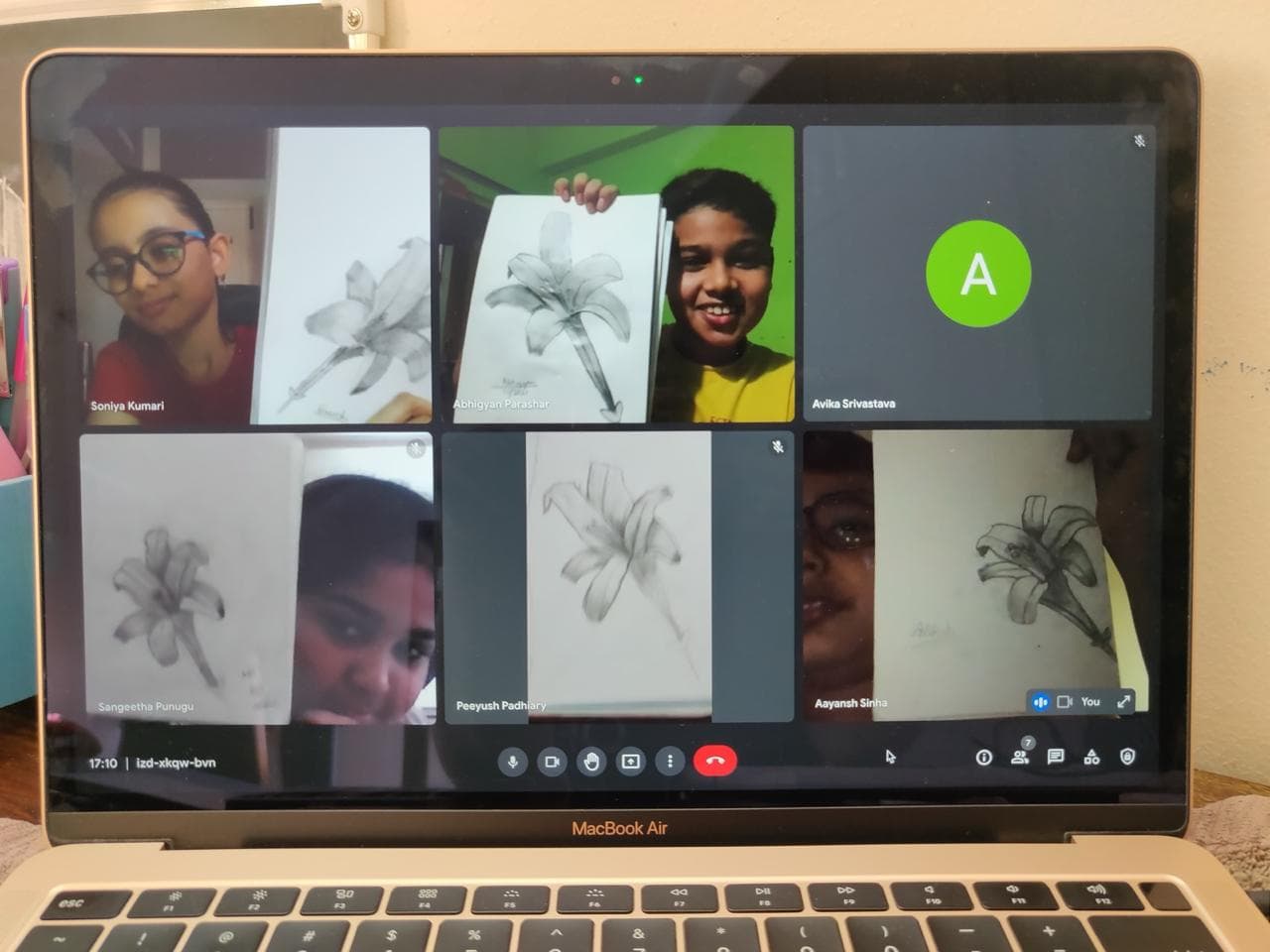 Teaching session 9 - Art instruction in progress